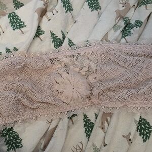 Victoria's Secret Pink Lace Bra with Scalloped Edges